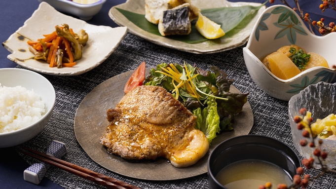 【限定セール】＜２食付き＞地元食材で作る「スタミナ夕食＋TKG食べ放題朝食」